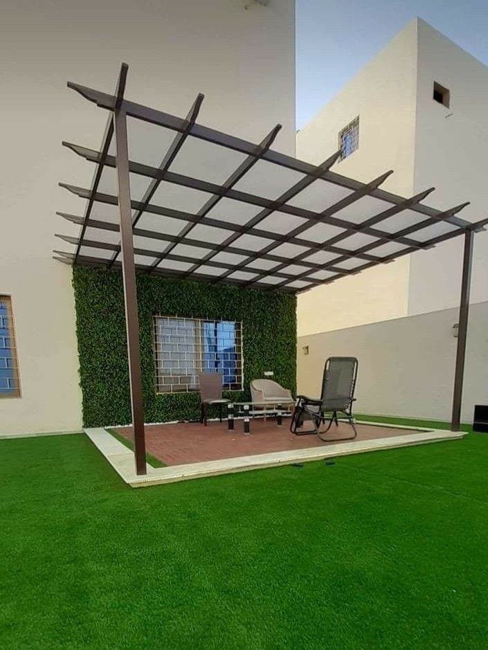 عشب صناعي 