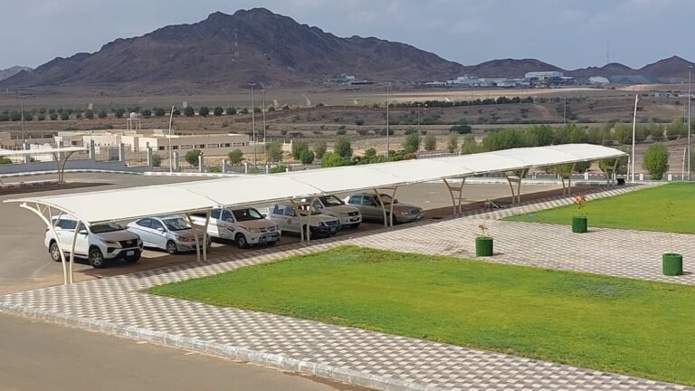 مظلات سيارات